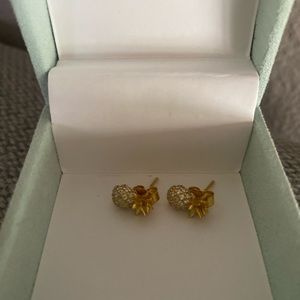 Pineapple earring